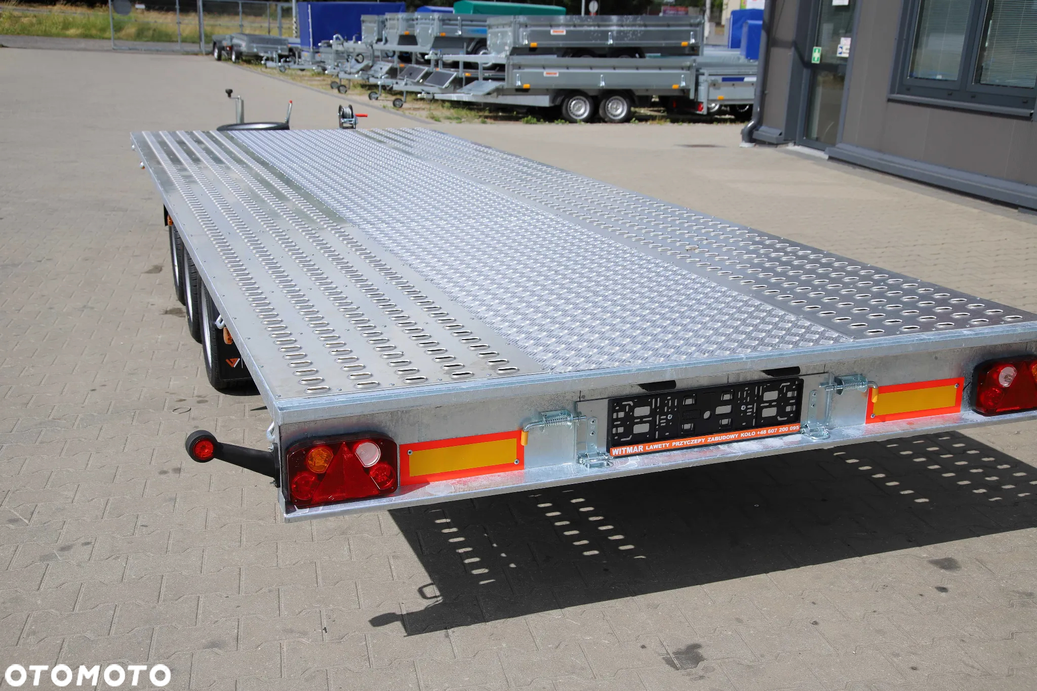 Niewiadów Mars 5.5 x 2.1 wypełnienie alu ryfel 3 osie koła 195R13C DMC 3500 kg - 4