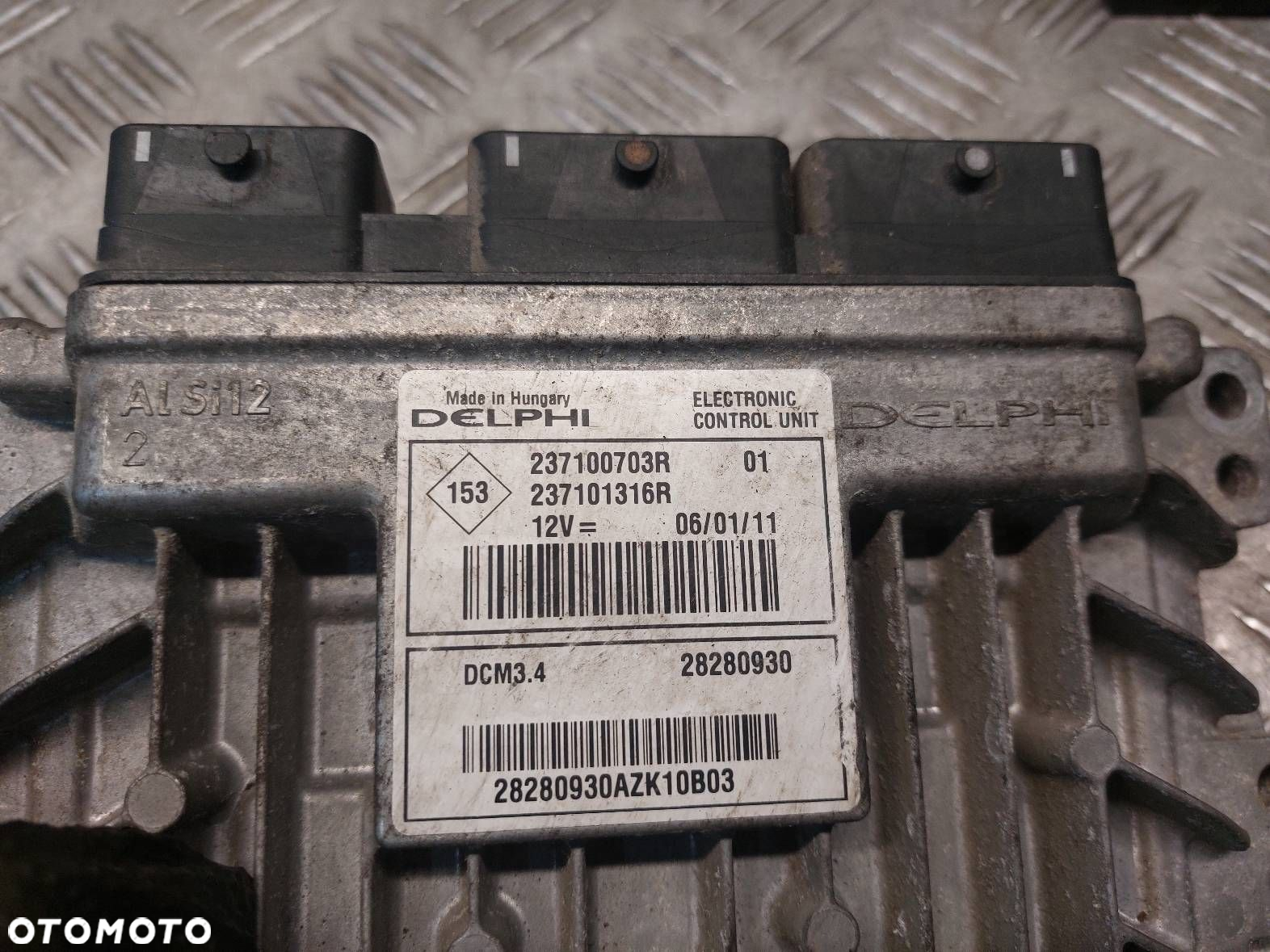 ZESTAW STARTOWY DACIA SANDERO I 1.5 DCI 237100703R 8200826300 - 2