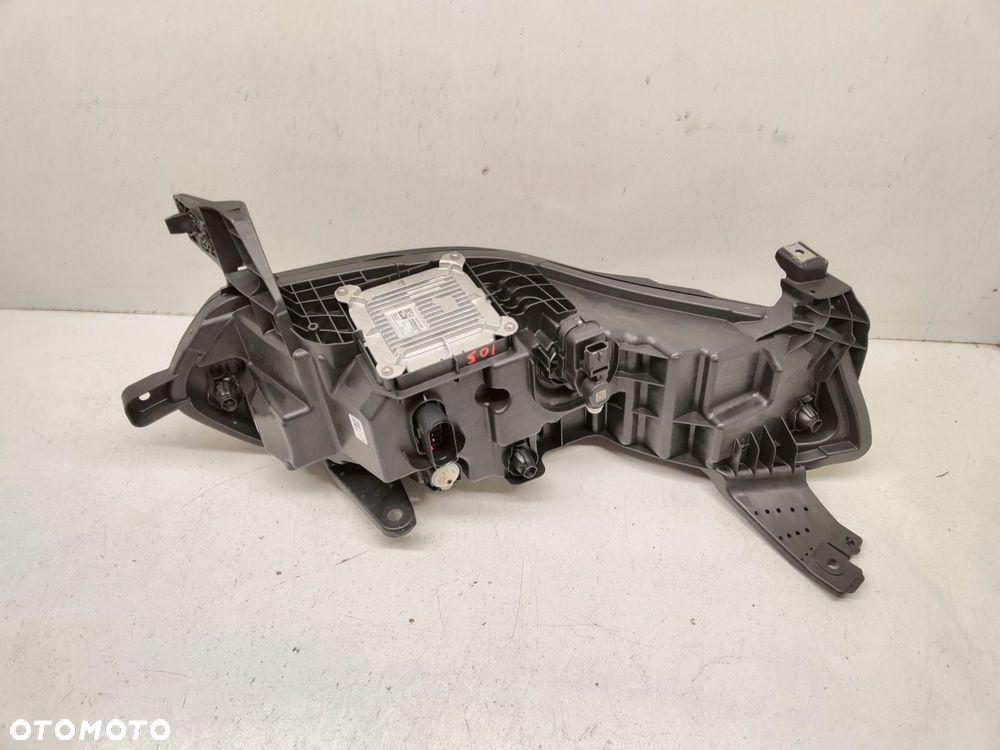renault megane ev etech lampa lewy przód 260606256r - 4
