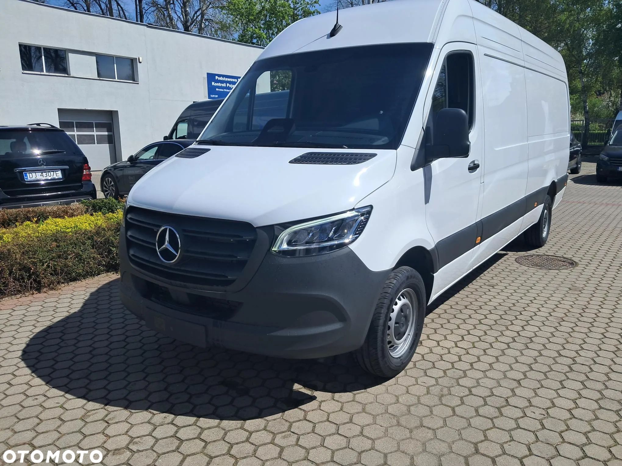 Mercedes-Benz Sprinter - 1