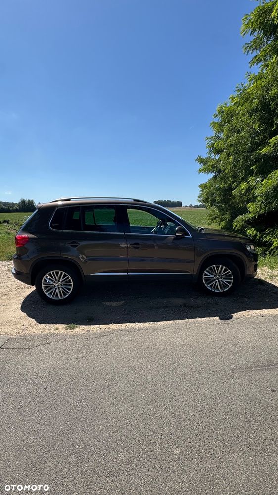 Volkswagen Tiguan 2.0 TDI DPF BlueMotion Technology Lounge Sport & Style - 3