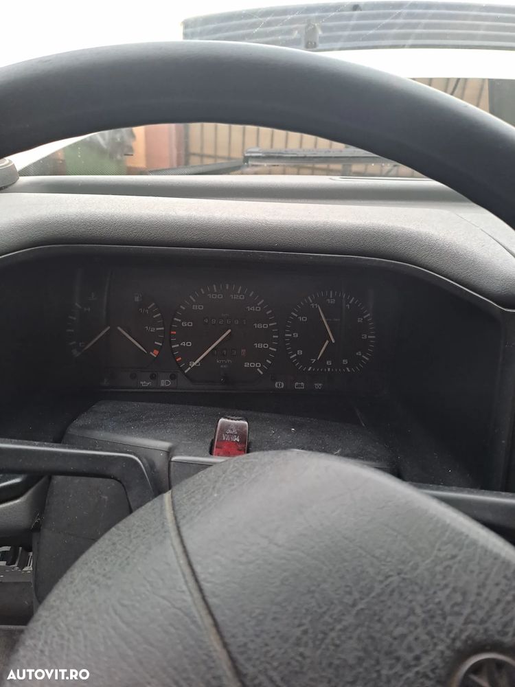 Volkswagen Transporter - 9