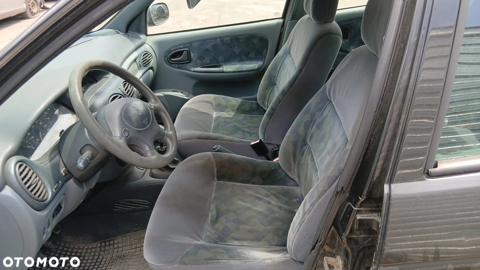 Tylko Części Renault Megane I PHI 1.6 8v K4M702 90KM 66kW 5d hb 95-99r Lakier NV676 - 9