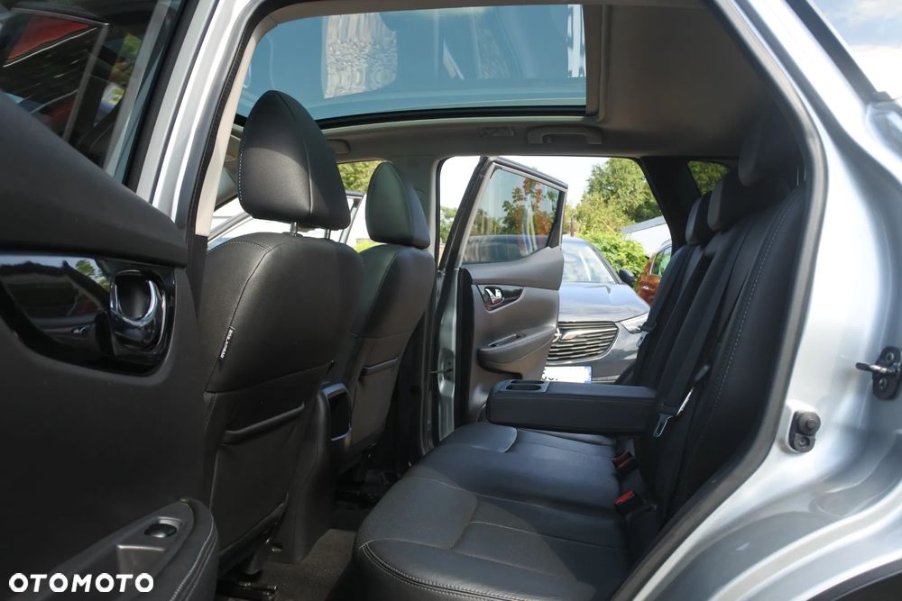 Nissan Qashqai 1.2 DIG-T Tekna EU6 - 9