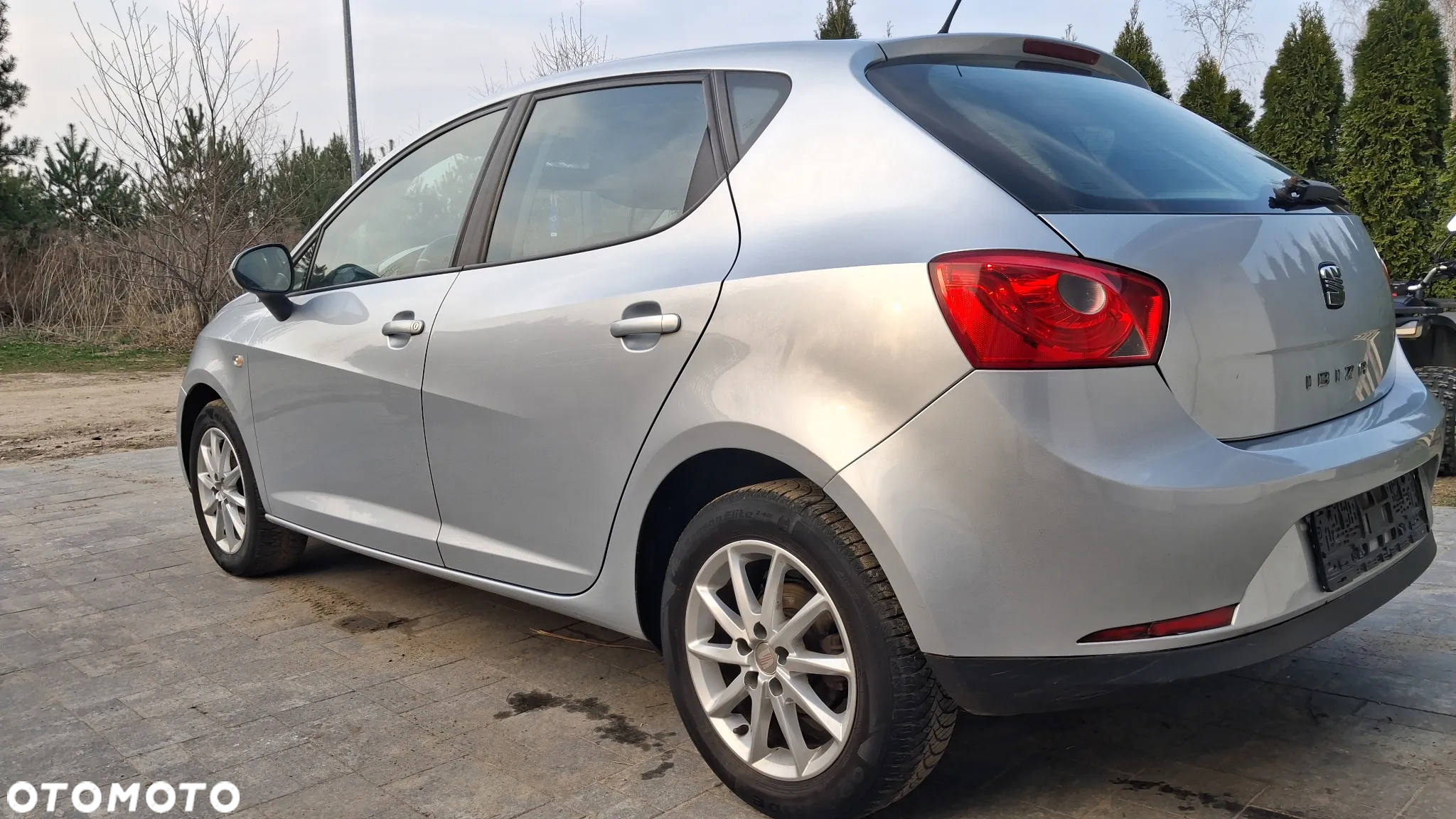 Seat Ibiza 1.4 16V Style - 11