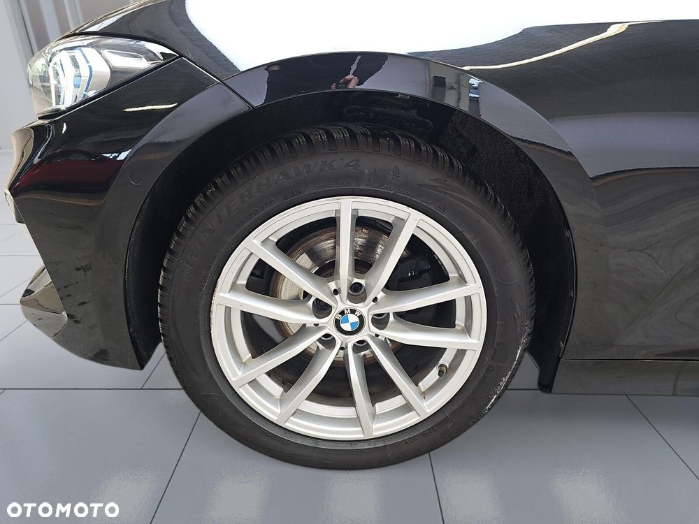 BMW Seria 3 - 32