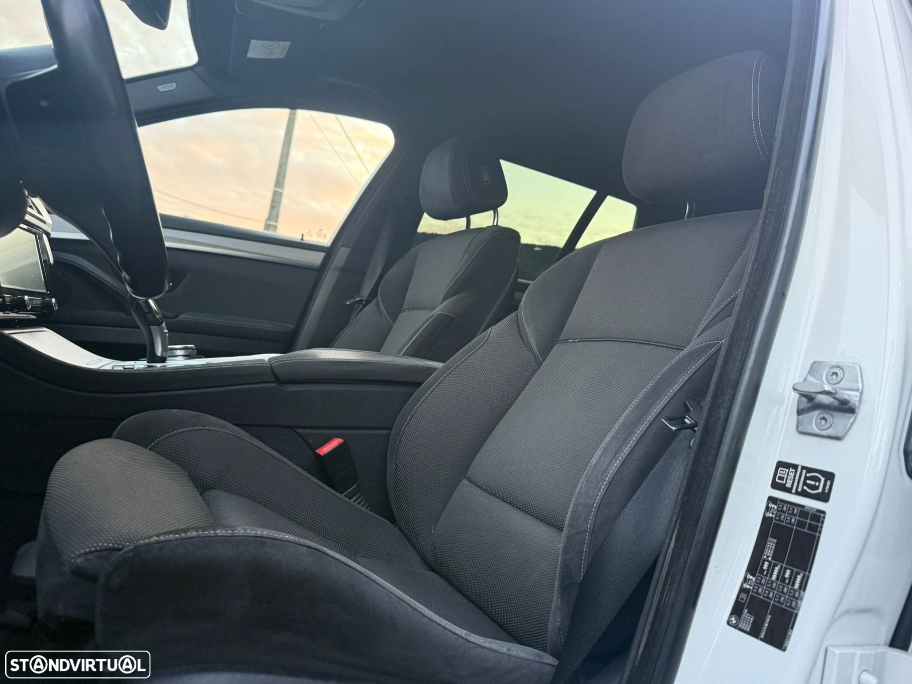 BMW 520 d Pack M Auto - 24