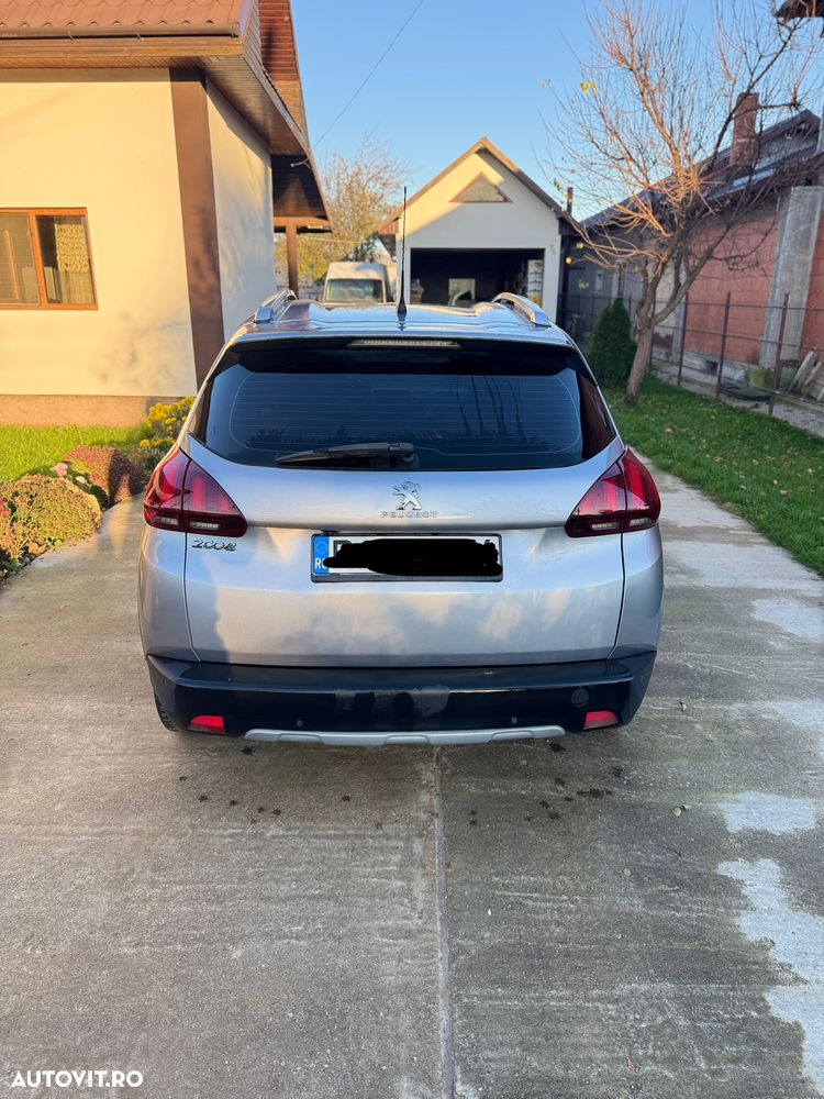 Peugeot 2008 - 4
