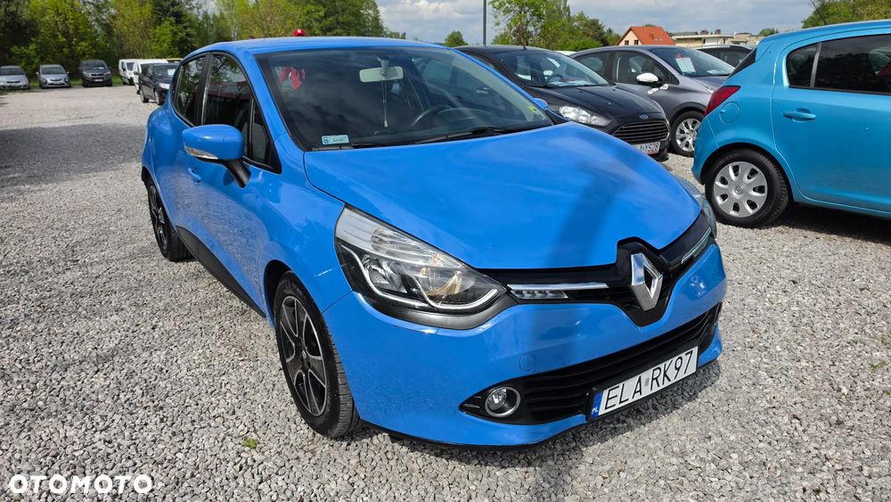 Renault Clio 1.2 16V Limited EU6 - 9