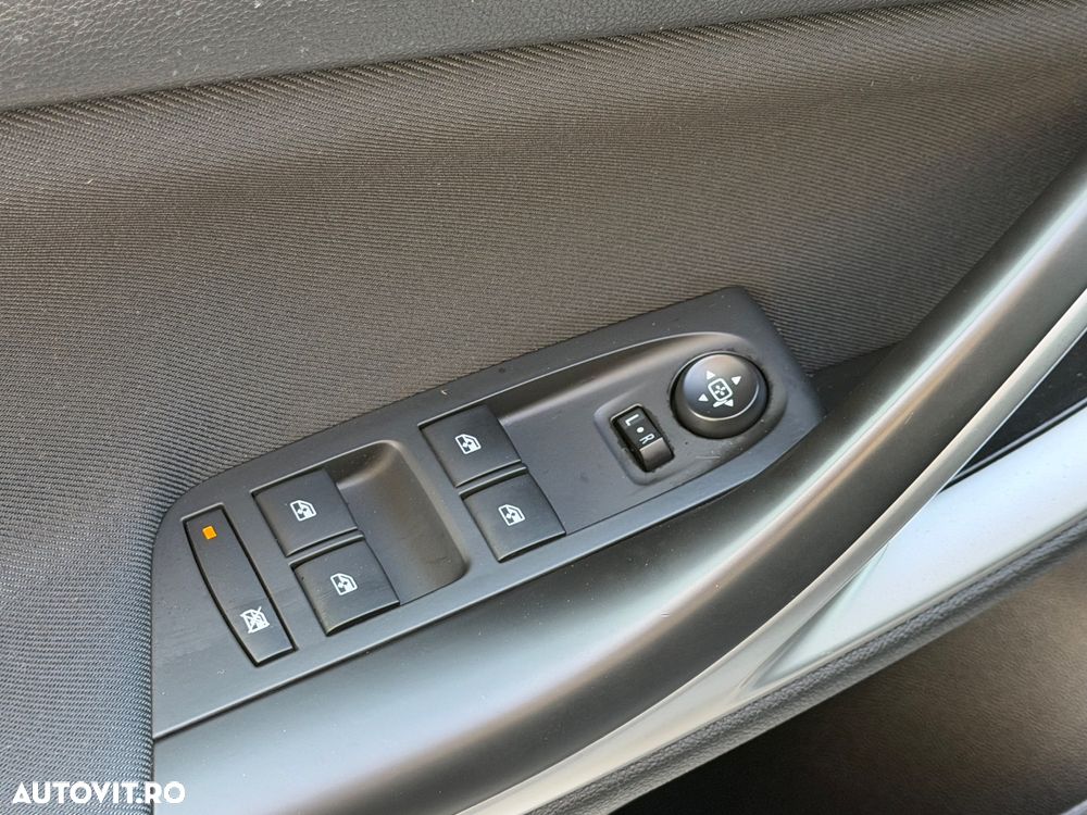 Opel Astra 1.6 D Start/Stop Dynamic - 12