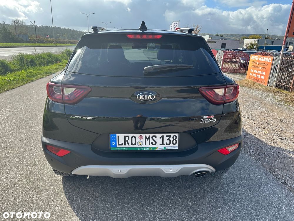 Kia Stonic - 4