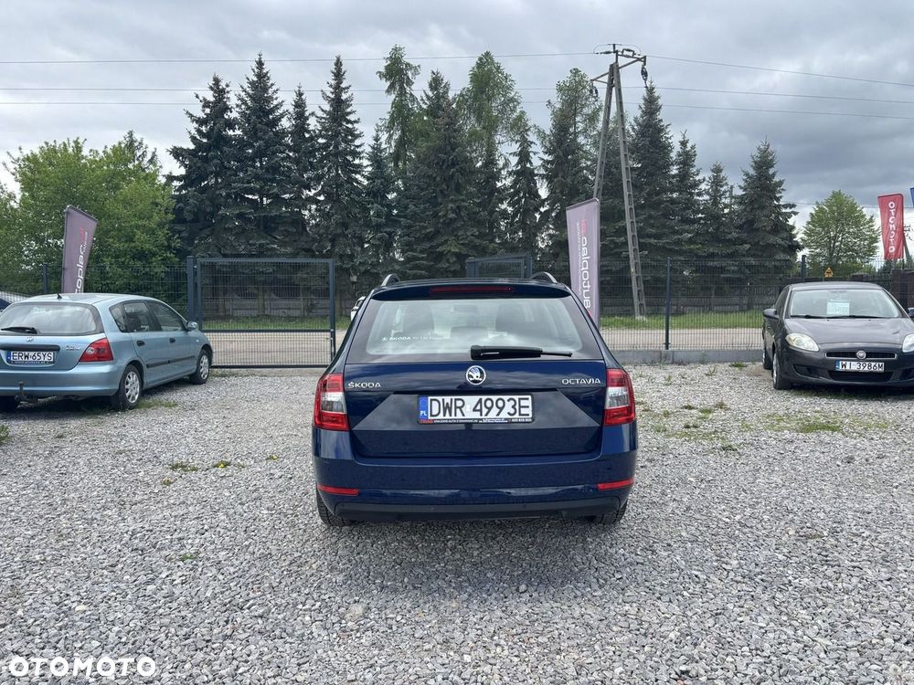 Skoda Octavia - 10