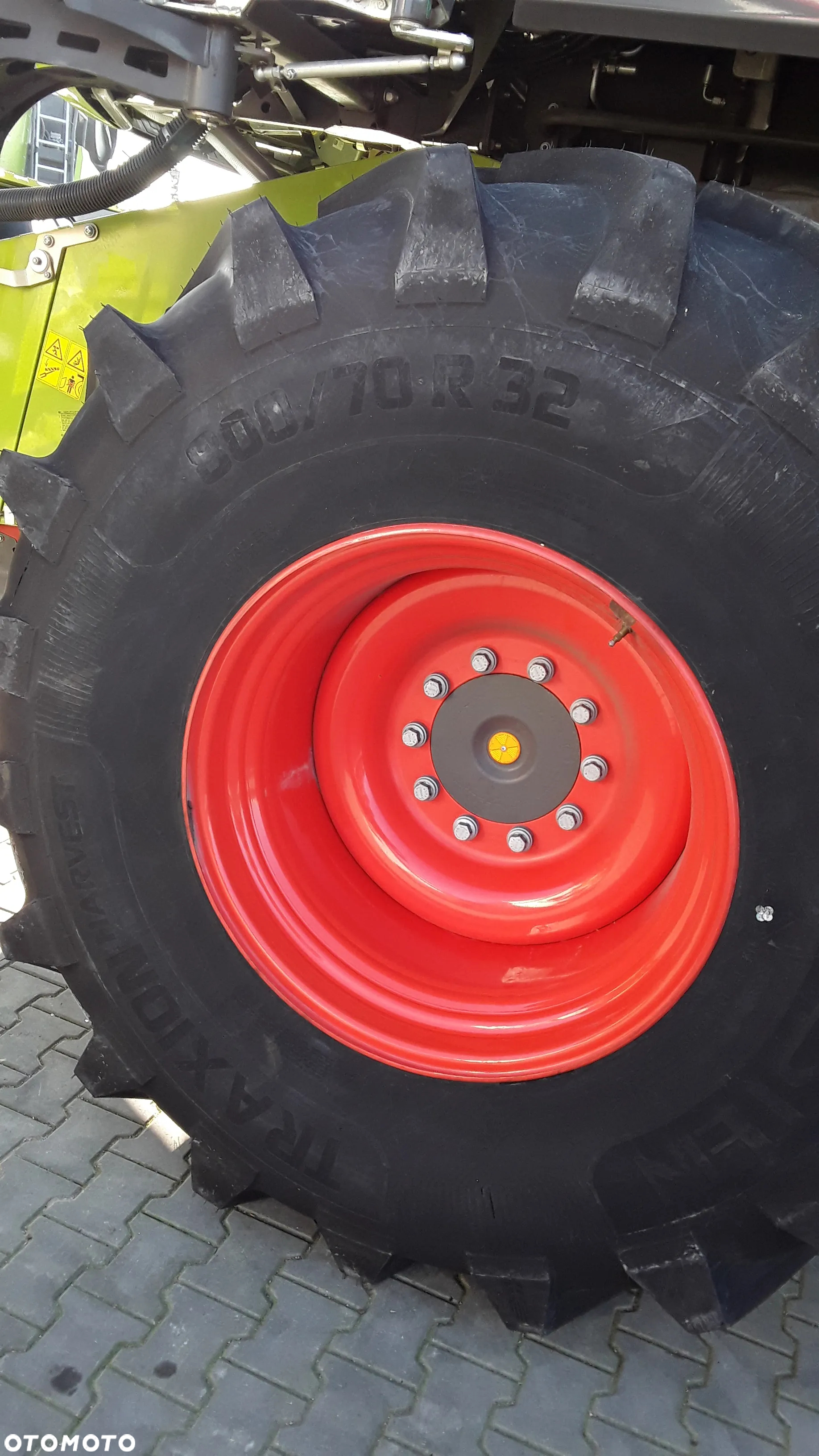 Claas TRION 730 - 17