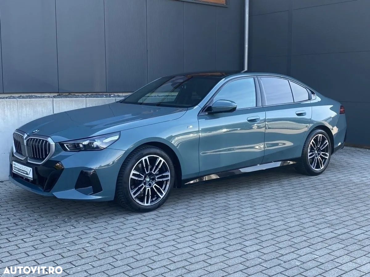 BMW Seria 5 520i AT MHEV - 10