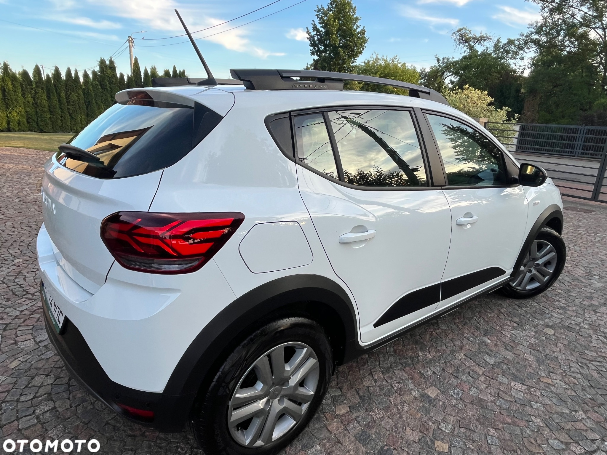 Dacia Sandero Stepway 1.0 TCe Expression CVT - 16