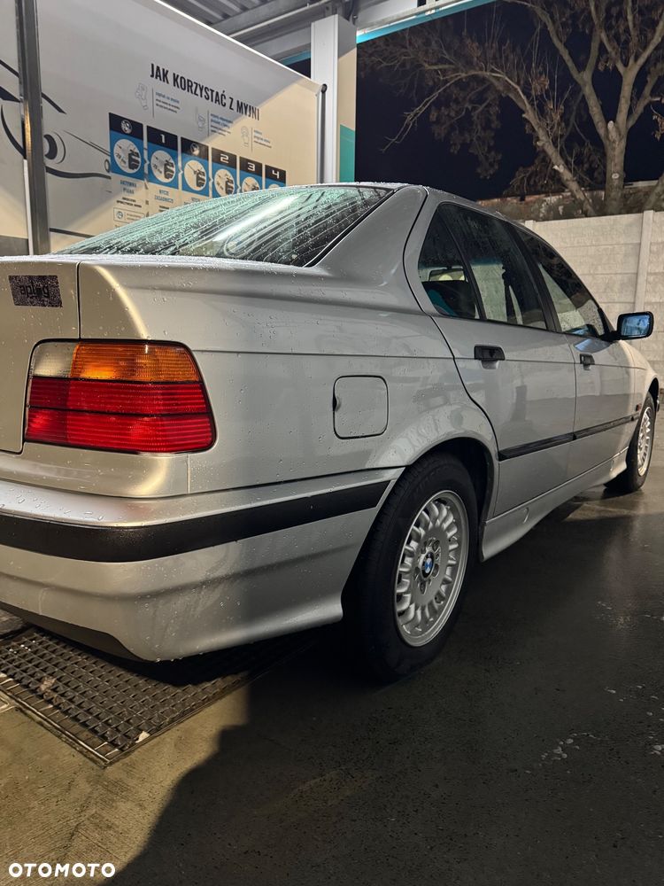 BMW Seria 3 - 20