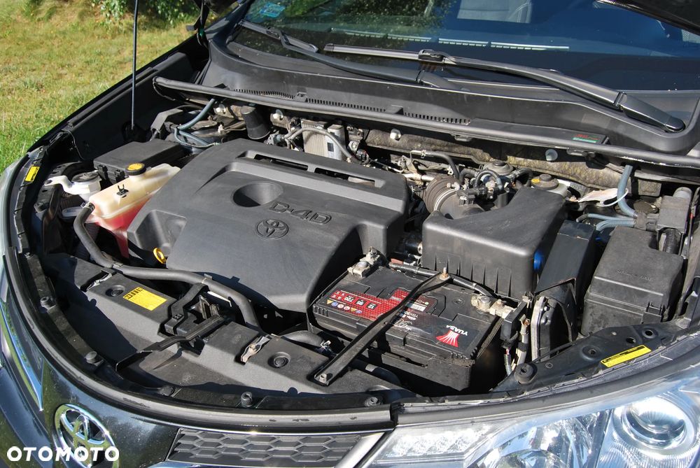 Toyota RAV4 2.2 D-4D Premium - 14