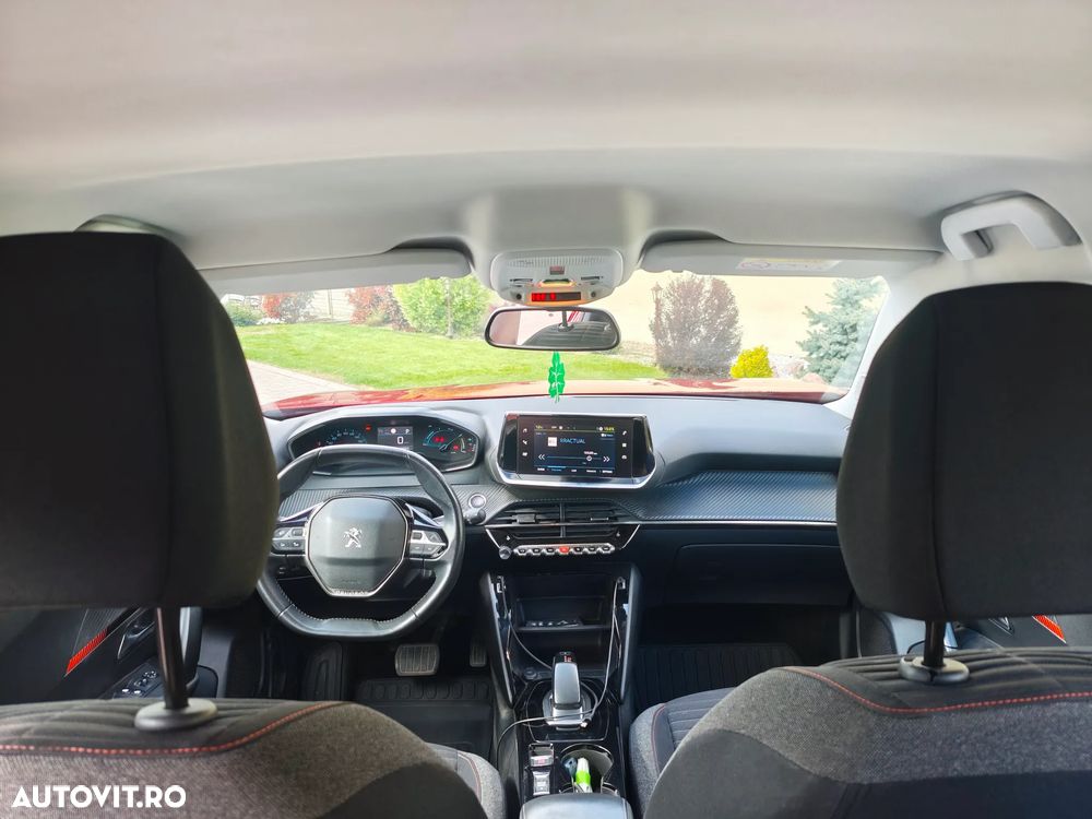 Peugeot 2008 50 kWh Allure - 10