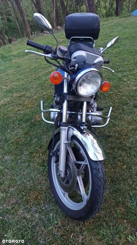 Suzuki GS - 7