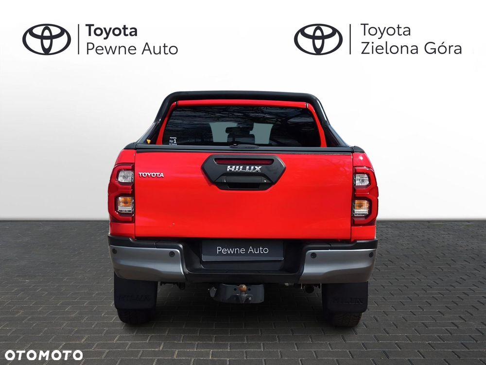 Toyota Hilux - 4
