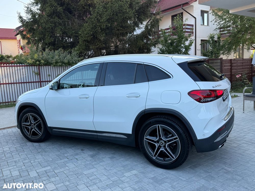 Mercedes-Benz GLA 200 d 4MATIC Aut. - 10