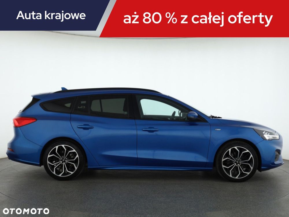 Ford Focus SW - 8