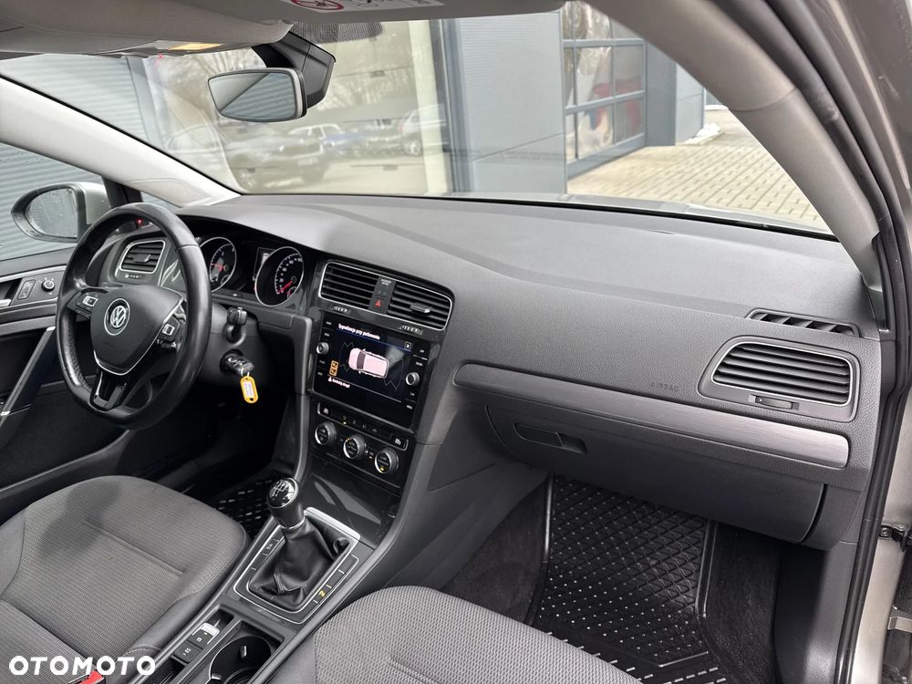 Volkswagen Golf 1.6 TDI BMT Comfortline - 6