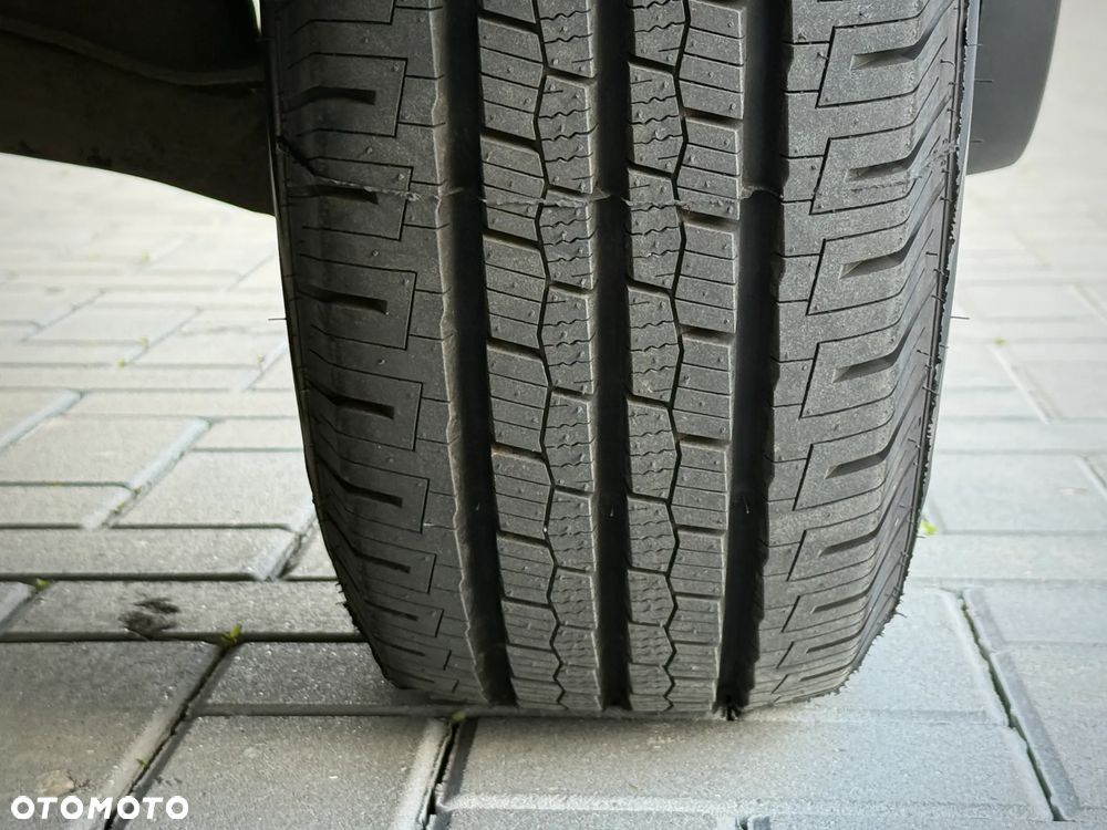 Mercedes-Benz Sprinter 514 CDI / 2.2 140KM / 2019 ROK / Kontener 4,2m + Winda Dhollandia 750KG / ZAREJESTROWANY W PL - 23