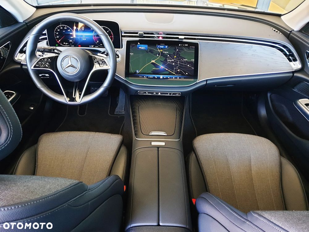 Mercedes-Benz Klasa E 220 d mHEV Avantgarde 9G-Tronic - 9