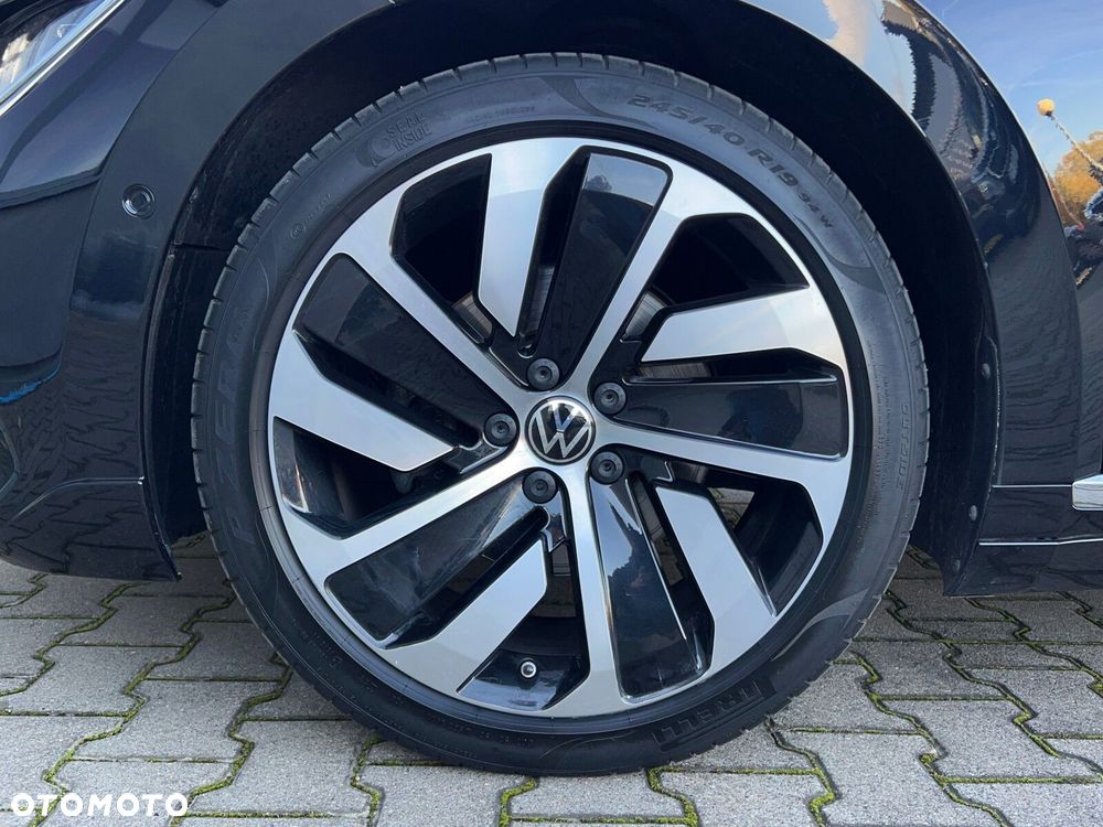 Volkswagen Arteon 2.0 TDI R-Line DSG - 35