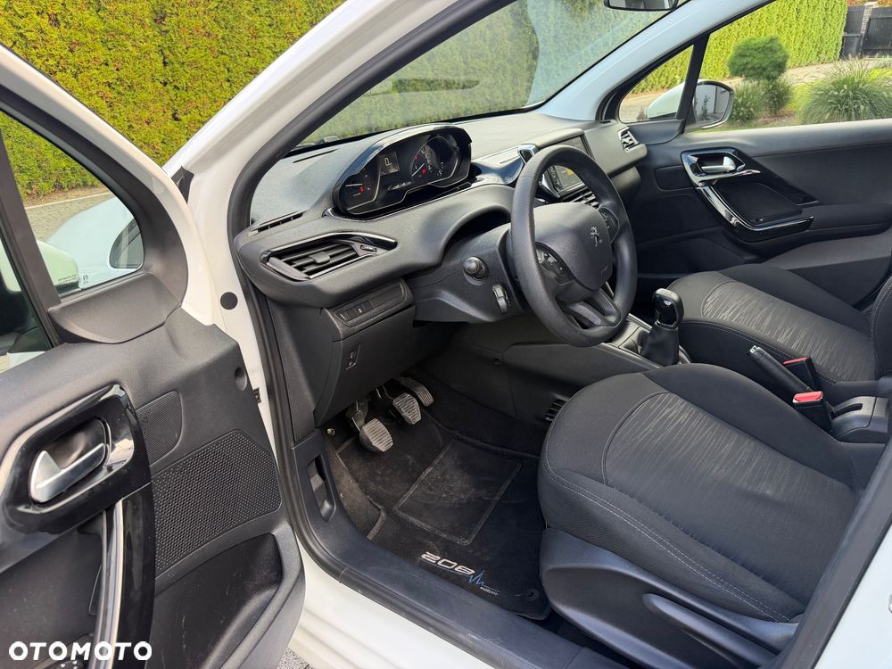 Peugeot 208 1.6 BlueHDi Active - 9