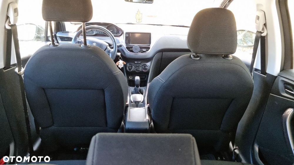 Peugeot 2008 - 17