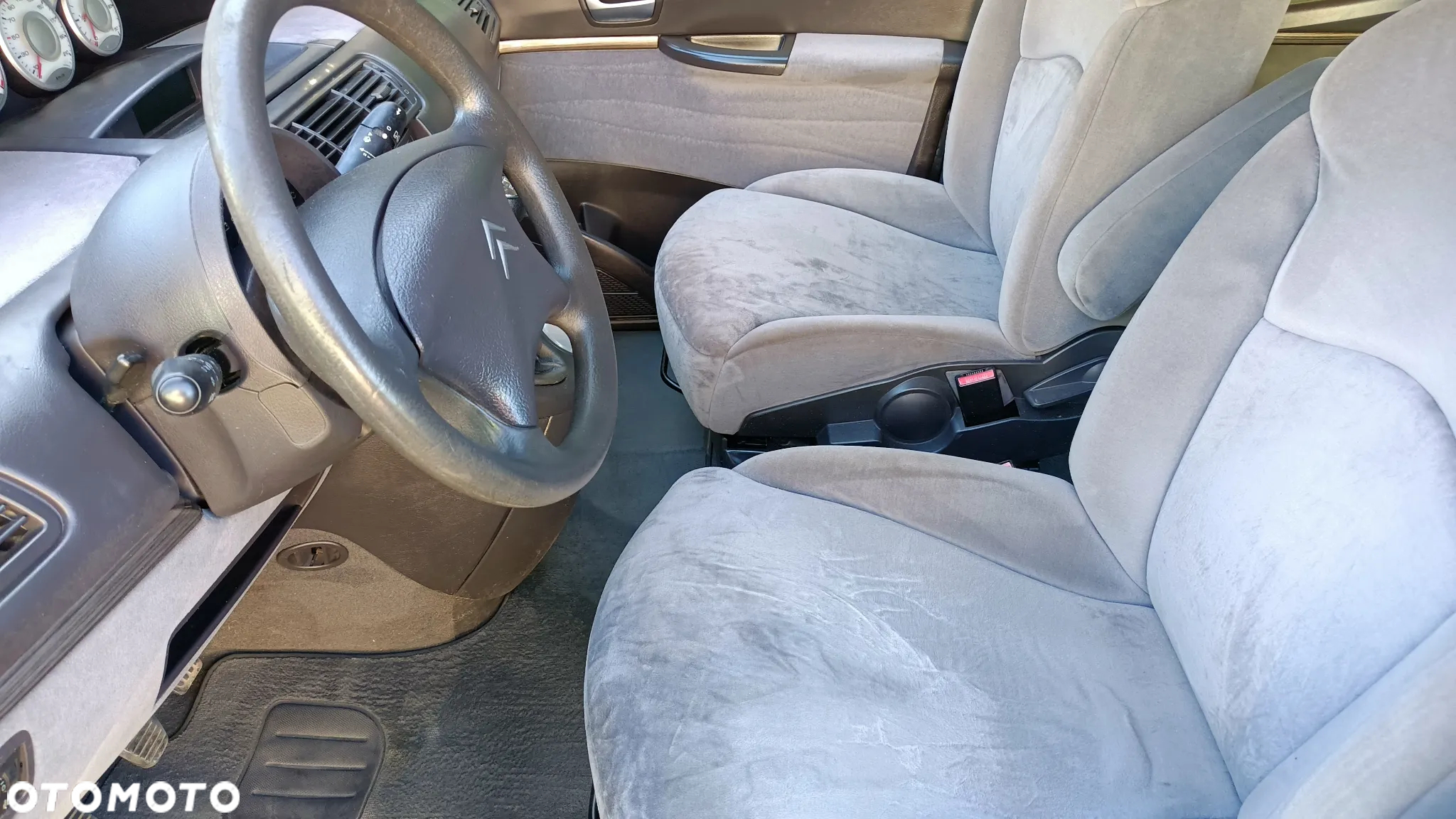 Citroën C8 2.0 16V Confort - 6
