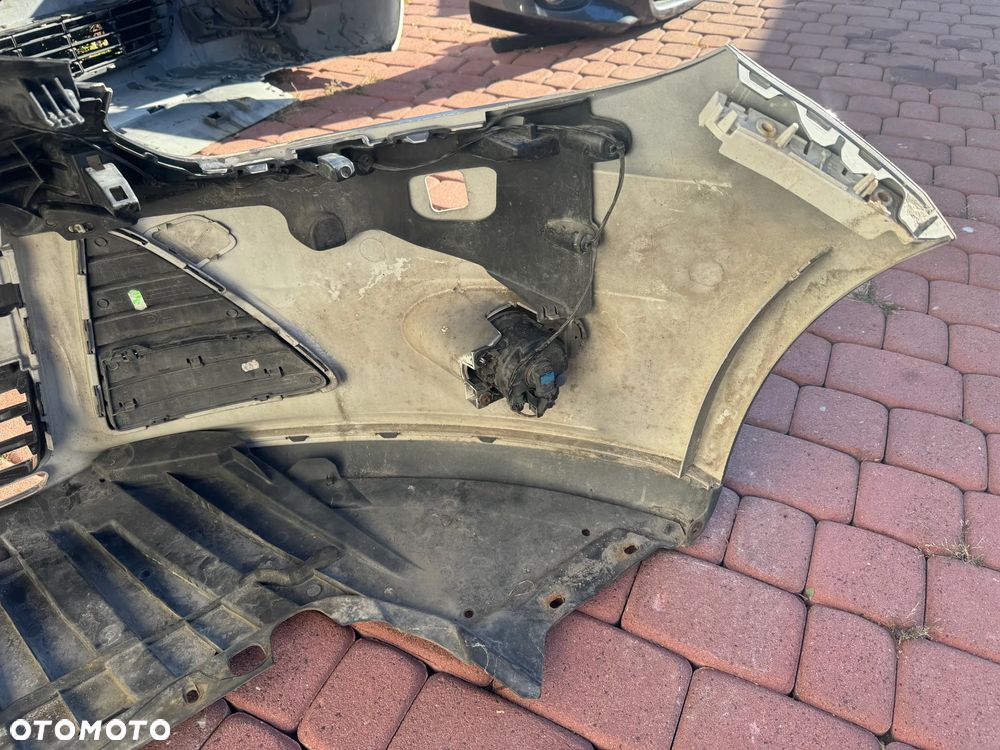 ZDERZAK PRZÓD KOMPLETNY FORD FOCUS MK3 POD SPRYSKI - 15