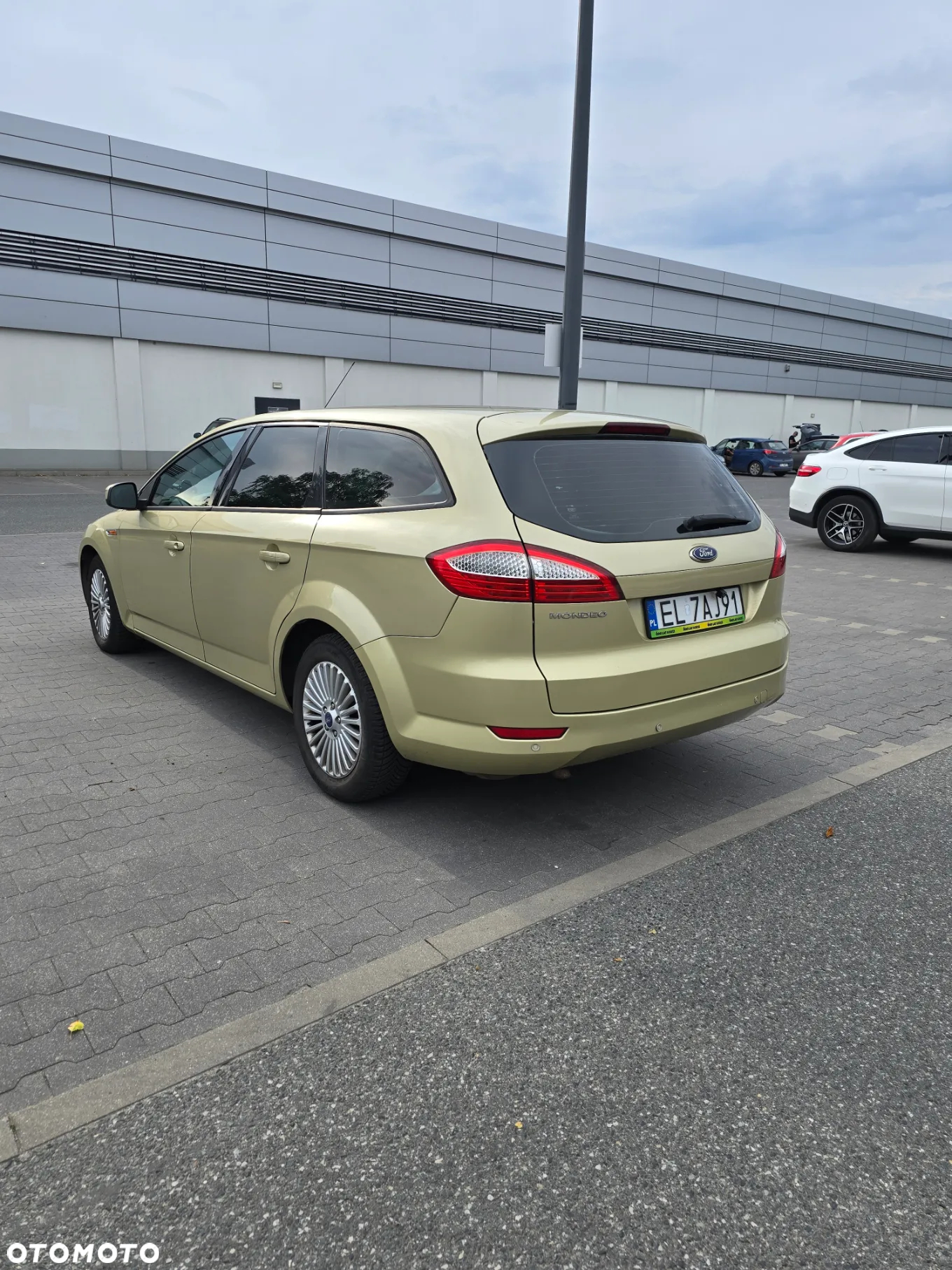 Ford Mondeo - 4