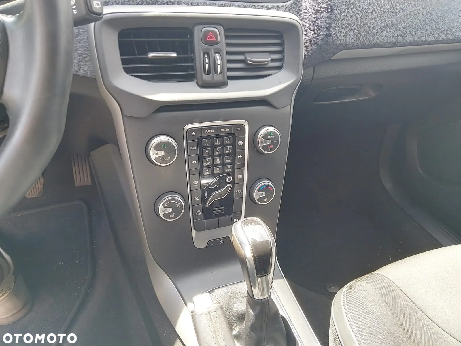 Volvo V40 - 9