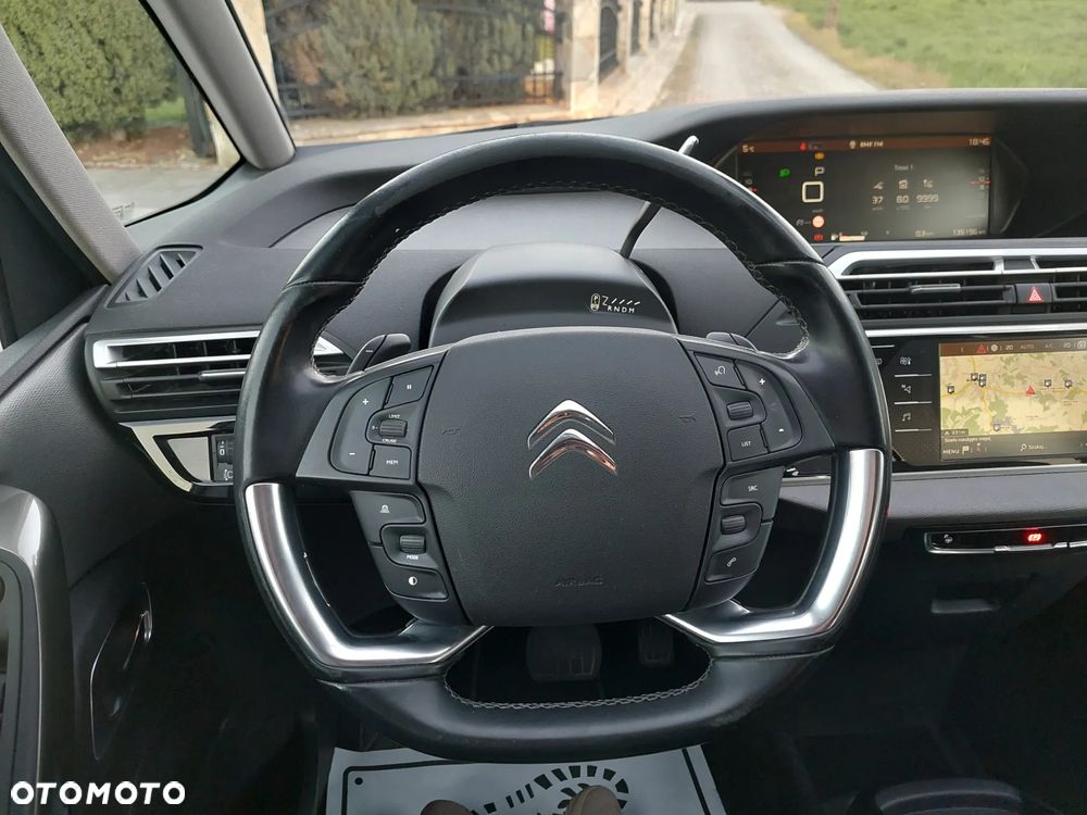 Citroën C4 SpaceTourer 1.6 PureTech Shine S&S EAT8 - 23