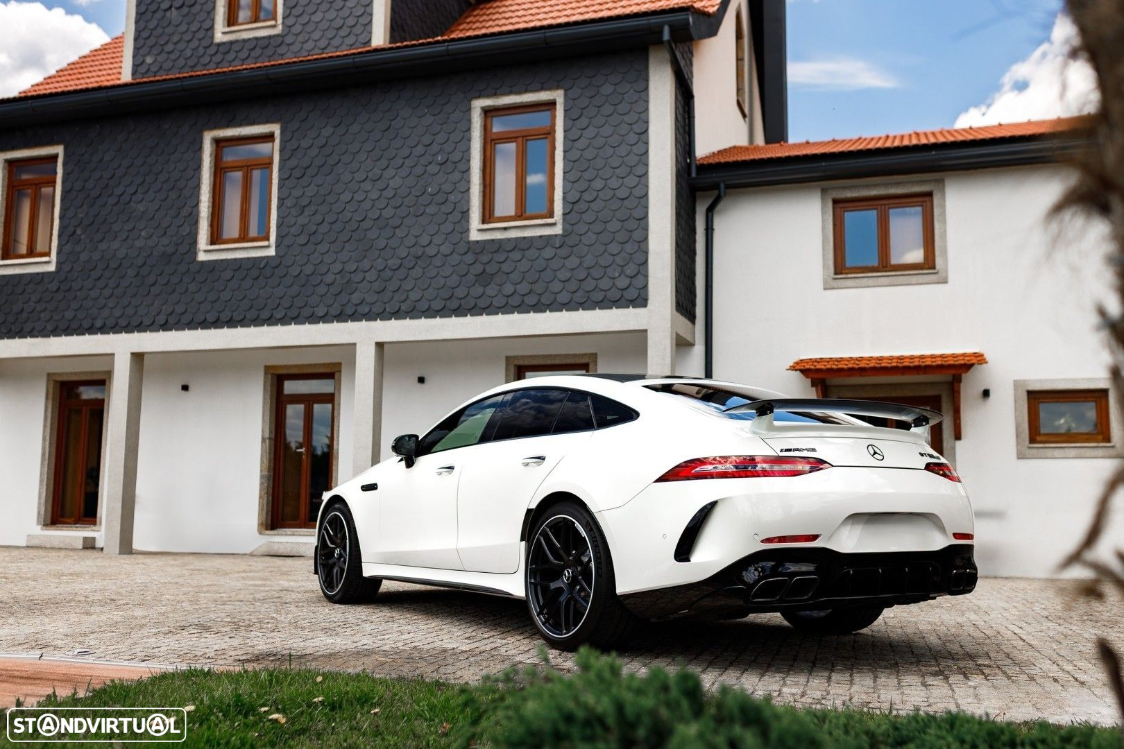 Mercedes-Benz AMG GT - 4
