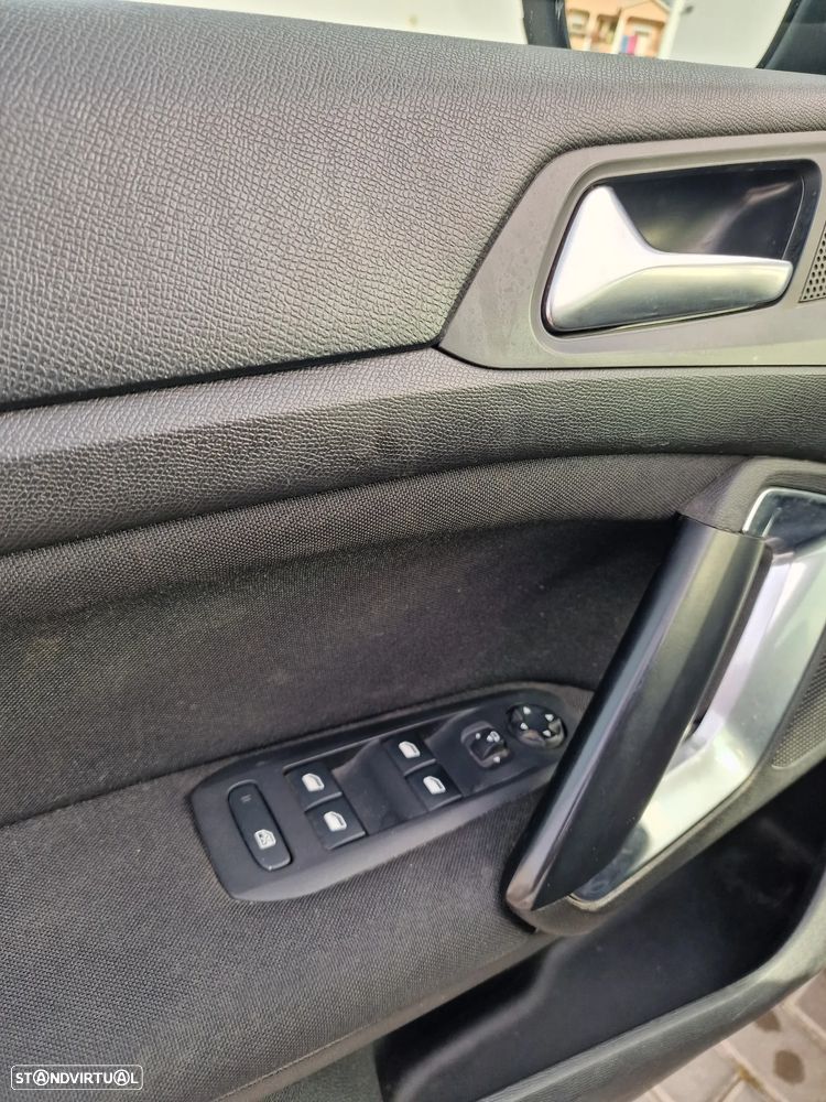 Peugeot 308 1.2 PureTech Active - 15
