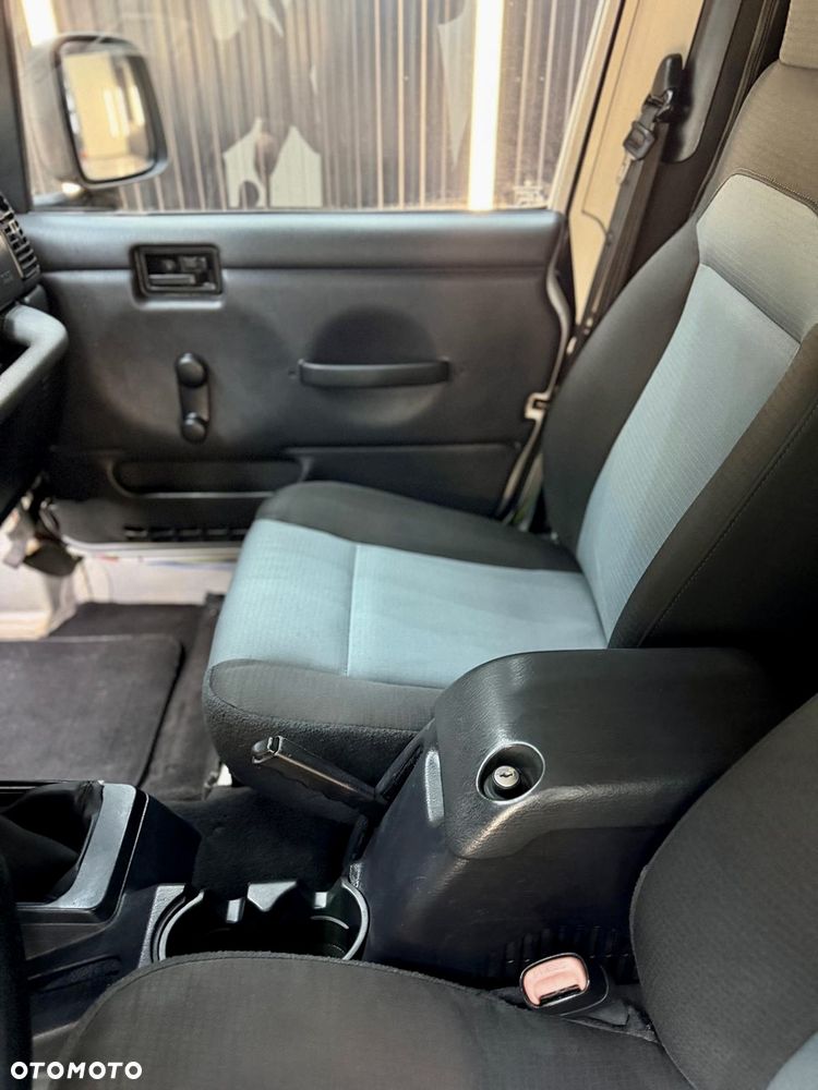 Jeep Wrangler 4.0 Sahara - 30