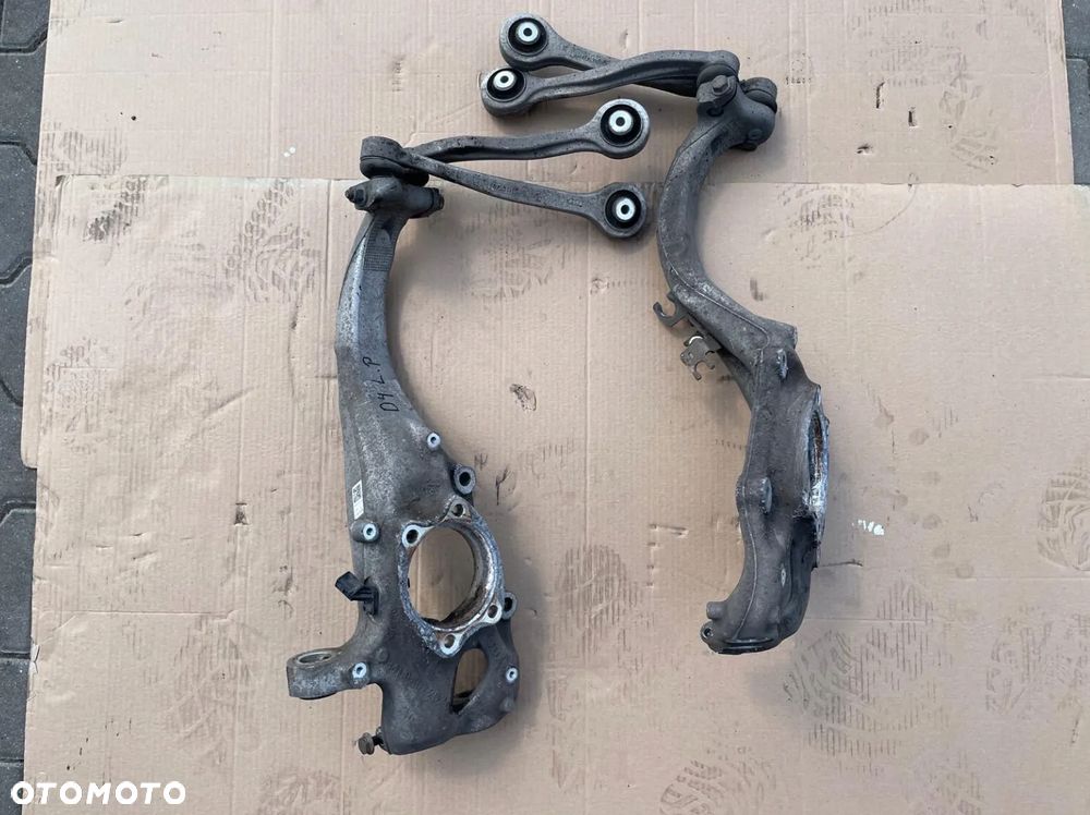 AUDI A8 D4 3.0 TDI ZWROTNICA PRZÓD LEWA 4H0407241J - 2