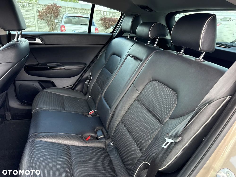 Kia Sportage 1.6 GDI Business Line 2WD - 17