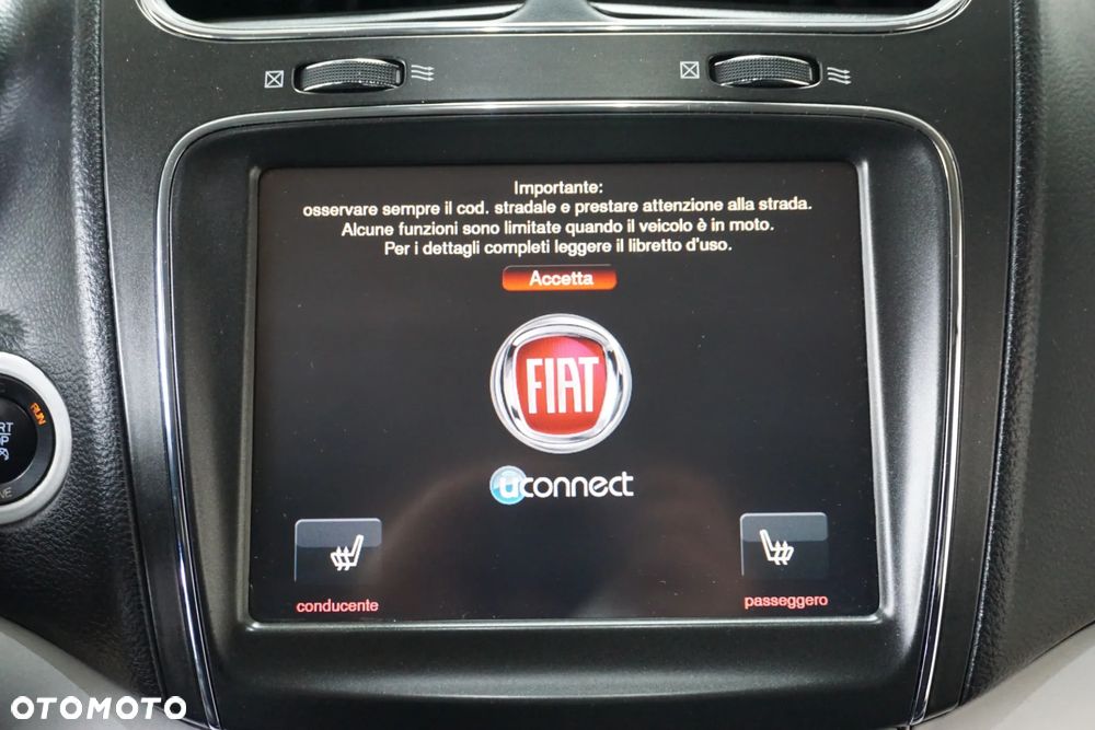 Fiat Freemont 2.0 Multijet 16V DPF Automatik Allrad Black Code - 37