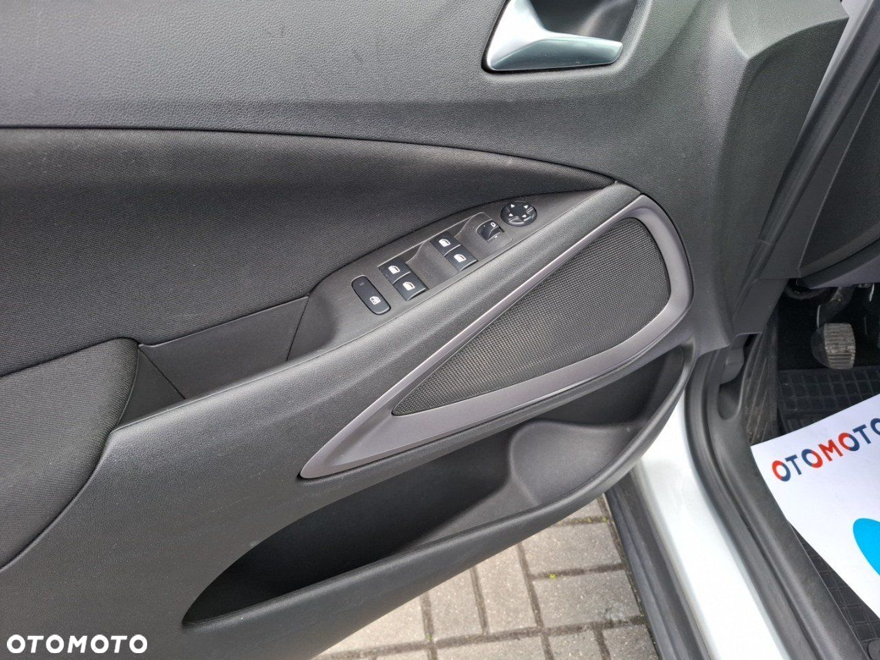 Opel Crossland X - 15