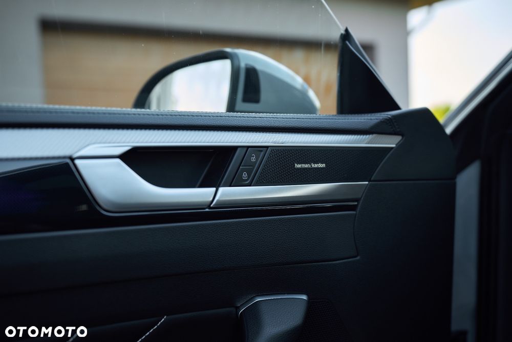 Volkswagen Arteon 2.0 TDI SCR DSG R-Line - 18