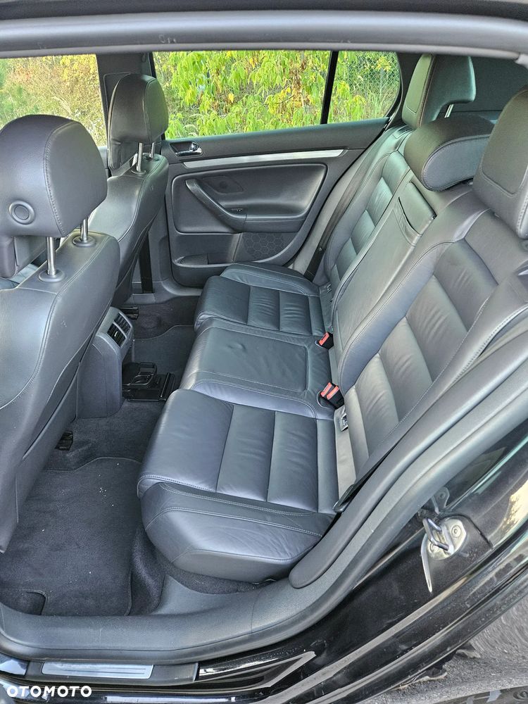 Volkswagen Golf 2.0 GTI DSG - 28