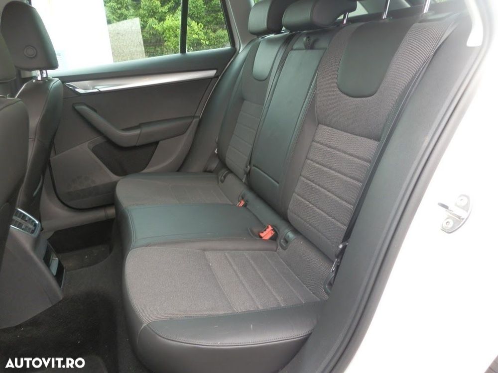 Skoda Octavia 1.4 TSI ELEGANCE - 19