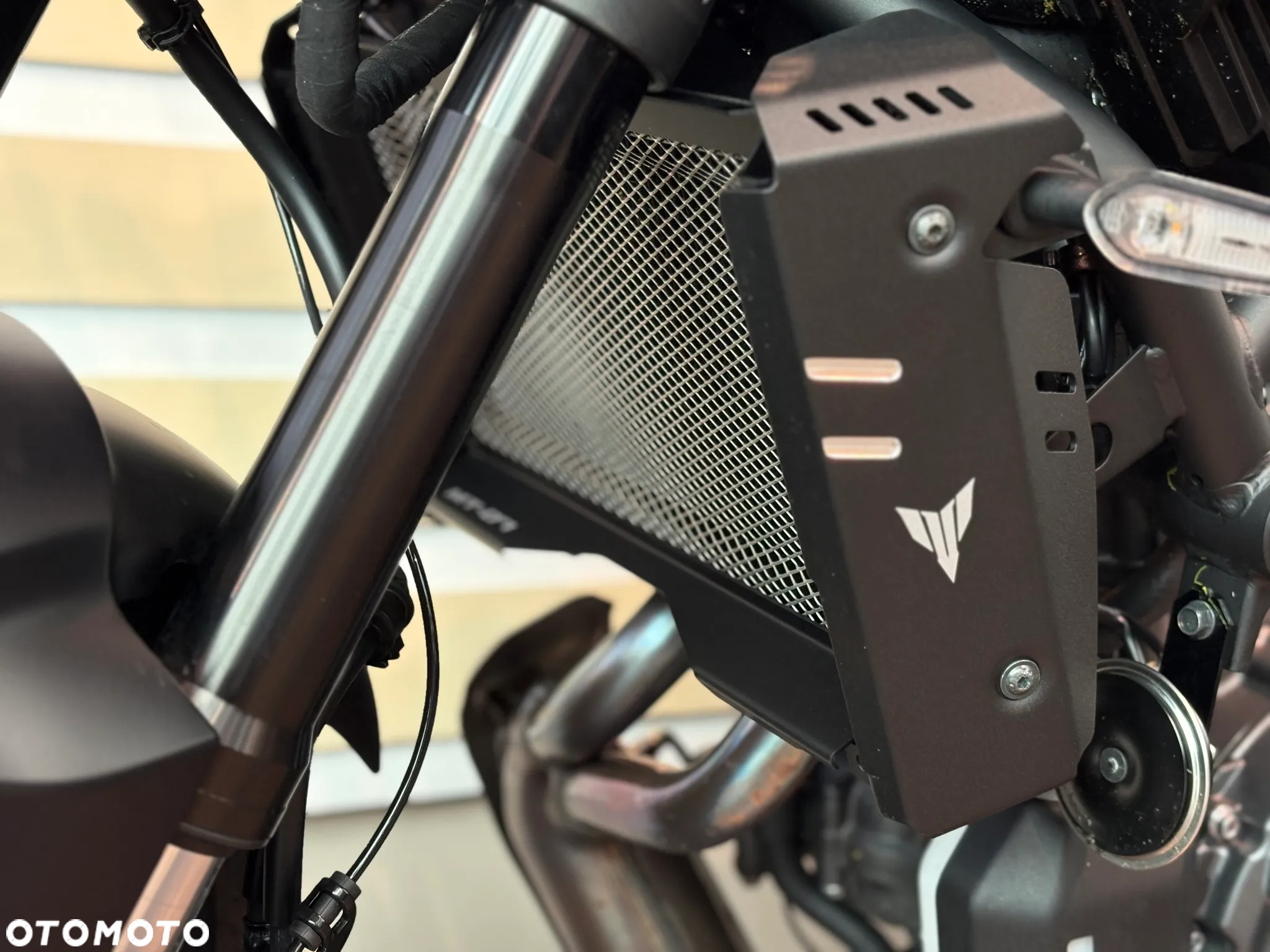 Yamaha MT - 6