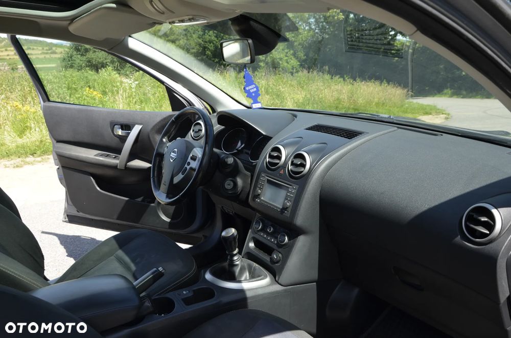 Nissan Qashqai - 14