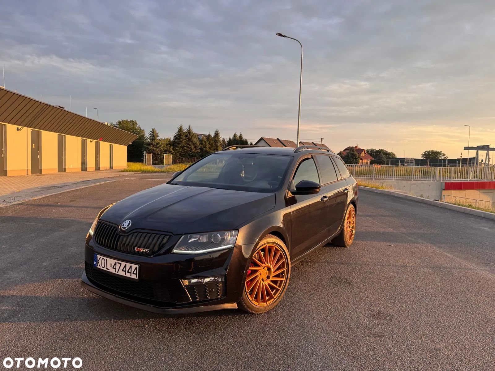 Skoda Octavia Combi 2.0 TDI RS - 1